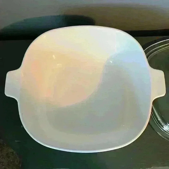 Vintage Corning Ware Blue Cornflower 4qt and 2 1/2qt Dutch ovens with lids - Picture 6 of 7